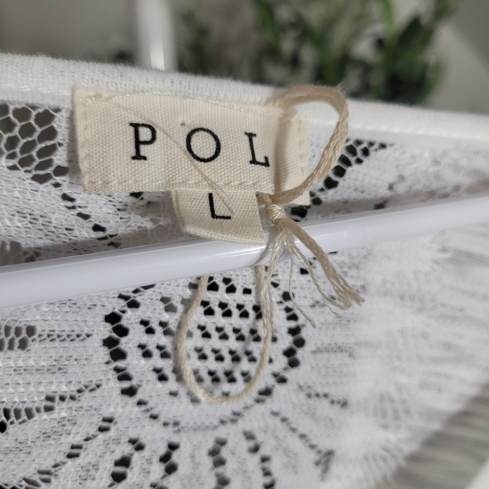 POL V-Neck Floral Lace Knit White Top Women's Lace Detail Shirt Large - Picture 6 of 7